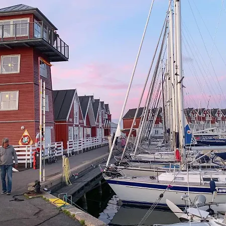 6 Person In Bagenkop-by Traum