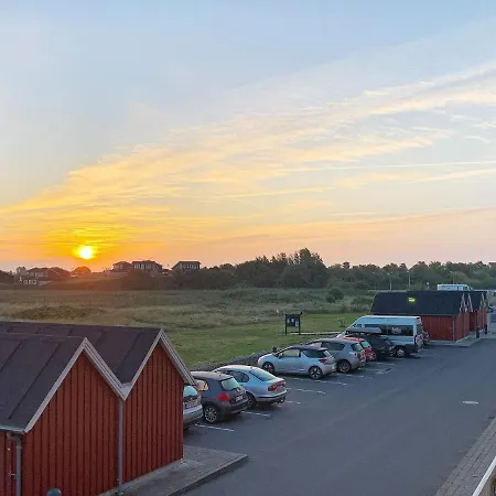 6 Person In Bagenkop-by Traum